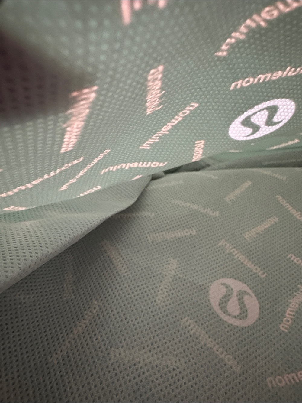 Four (4) Lululemon reusable bags - Picture 8 of 10